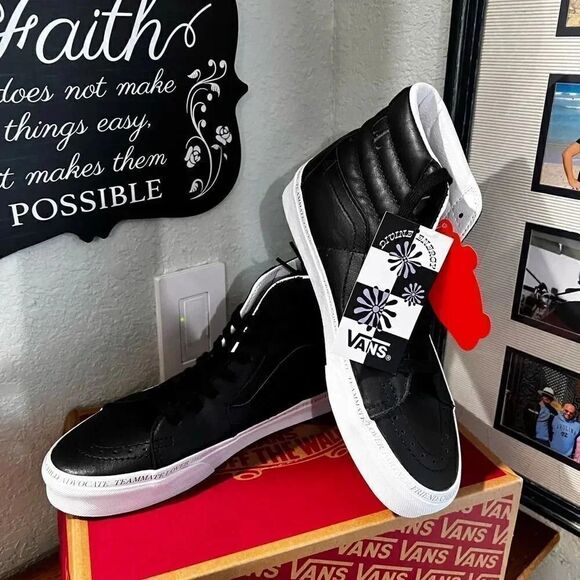 NEW VANS DIVINE ENERGY SK8-HI Black Leather Men's Size7.5 Women's Size 9 - Picture 2 of 8